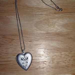 Vintage White Gold Filled Etched Heart Locket & Sterling Silver Chain